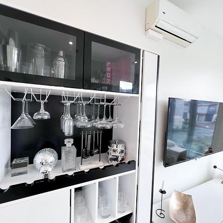 Luxury 2 Bedroom Apartment With Cocktail Bar And Espresso Machine 오클랜드 외부 사진